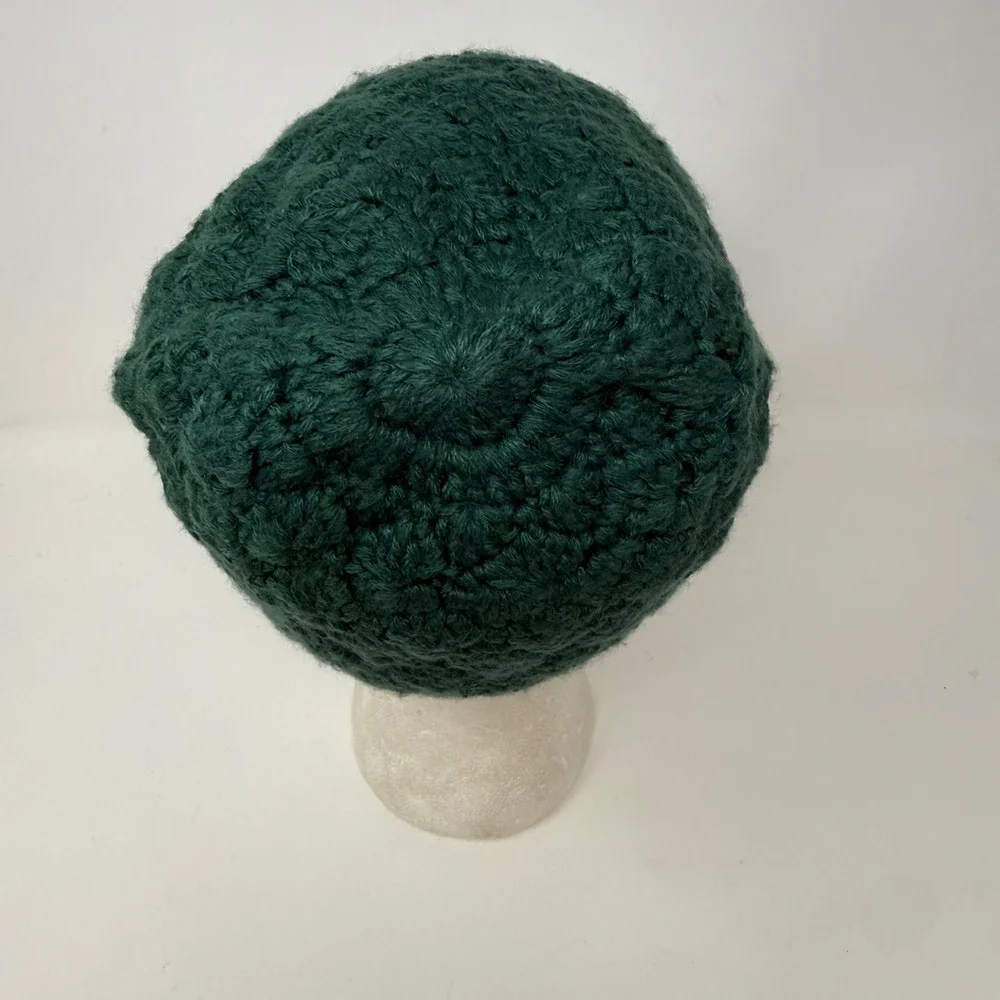 Nike Team Oregon Ducks‎ Crochet Beanie Green Yellow Floral Knit Hat F8RGP OSFM